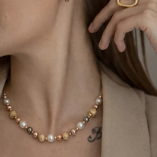 Collar Sinfonia Perlada Enchapado Oro 24K